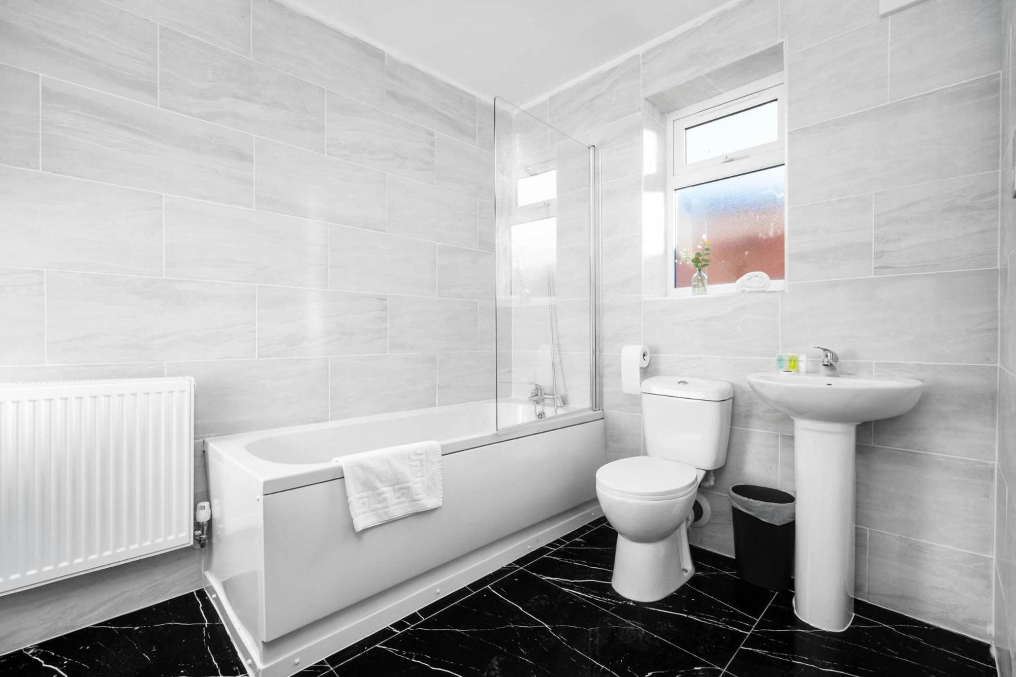 Modern Apartment - Cradley Heath - Top Rated - Netflix - Wifi - 1Mh Сметик Экстерьер фото